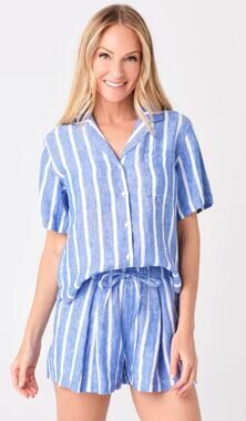 Trovata Set - Margot Short Sleeve Camp Shirt with Lone Shorts size M medium